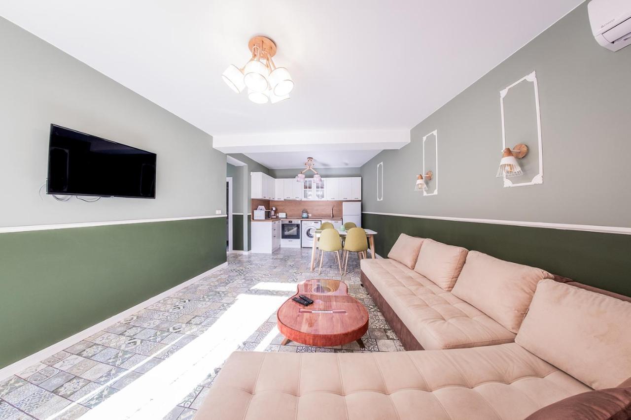 Sofia Rococo Life Apartments Luaran gambar
